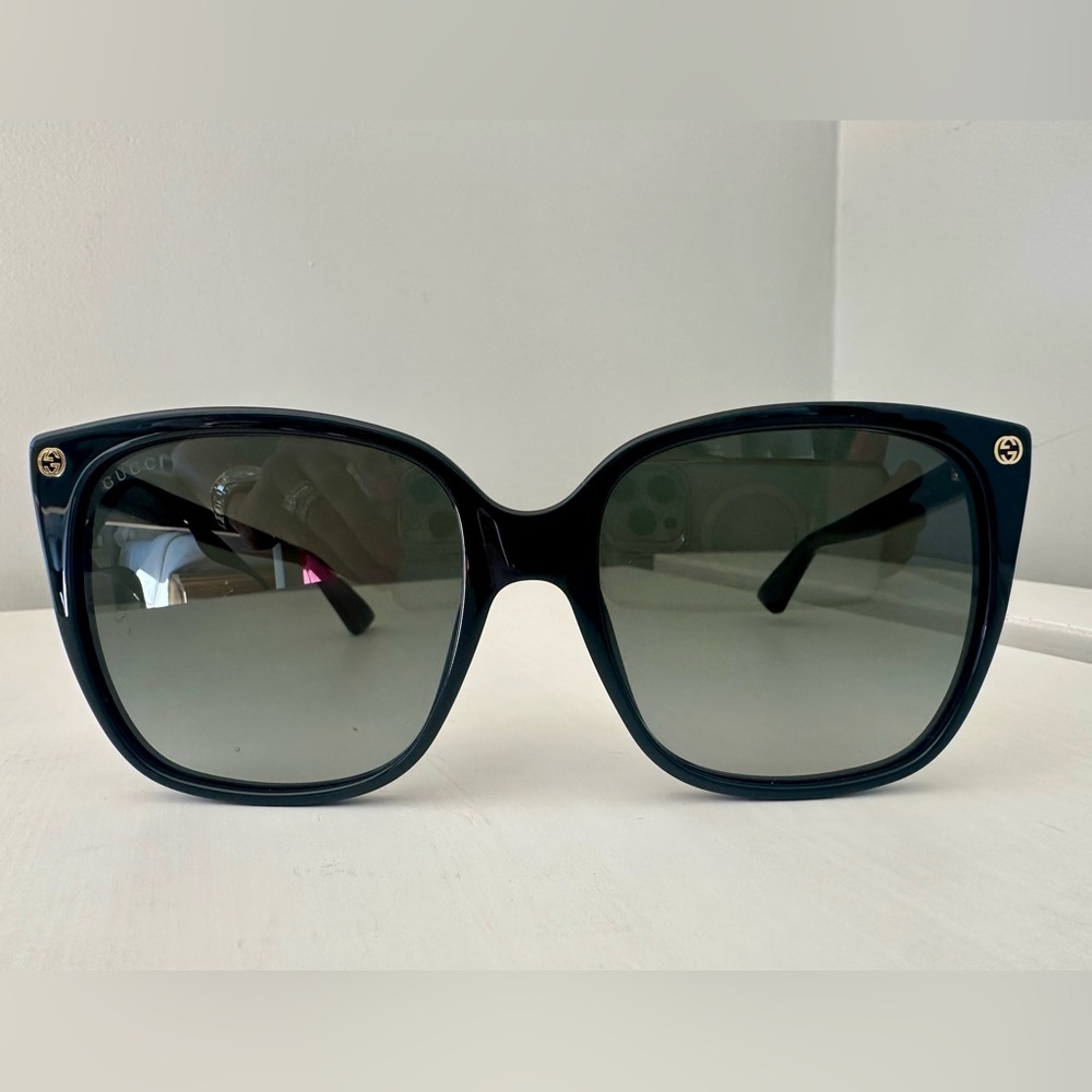 GUCCI SUNGLASSES✨ - Picture 3 of 8